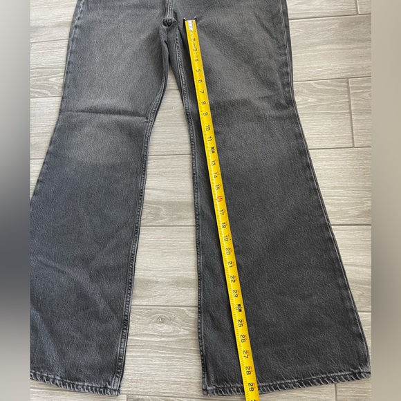 HOST Pick🎉Levi’s 70’s High Flare Black/Gray Wash jeans, Size 29 & 30 NWT!••• - Picture 14 of 16